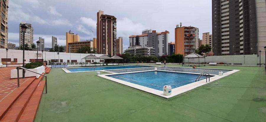 Benidorm Gemelos II One, Impresionante Vista Bagian luar foto